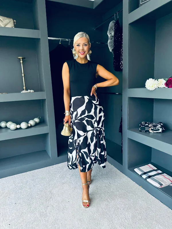 Women's Resort Attire Fashionista Favorites Fiona Leaf Print 2 In 1 Midi Dress Monochrome Women's Resort Attire Fashionista Favorites Fiona Leaf Print 2 In 1 Midi Dress Monochrome