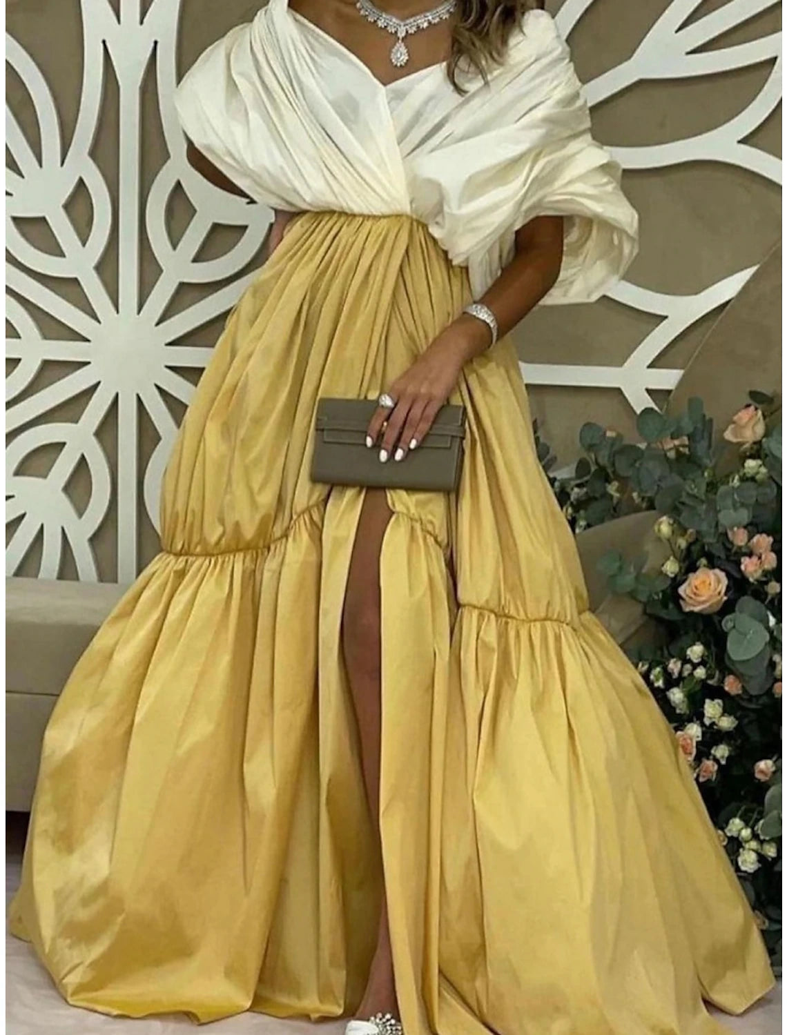 Affordable Women's Apparel Fashion-Forward A-Line Evening Gown Elegant Dress Formal Sweep / Brush Train Formal Red Green Dress Half Sleeve Off Shoulder Satin with Pleats Slit Affordable Women's Apparel Fashion-Forward A-Line Evening Gown Elegant Dress Formal Sweep / Brush Train Formal Red Green Dress Half Sleeve Off Shoulder Satin with Pleats Slit