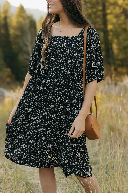 Women's Plus-Size Clothes First Order Discount Downtown Memories Dress-Black Floral