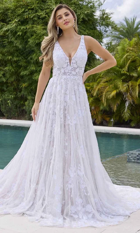 Women's Everyday Apparel Elegant Attire Primavera Couture 11141 - Sleeveless Lace Applique A-Line Gown Women's Everyday Apparel Elegant Attire Primavera Couture 11141 - Sleeveless Lace Applique A-Line Gown