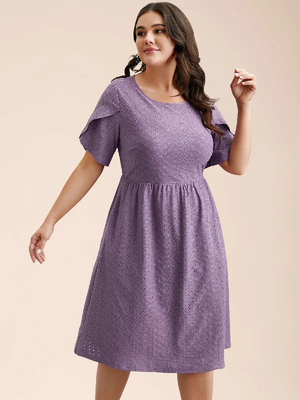 Women's Plus-Size Casual Outfit Winter Warm - Up Sale Textured Plain Petal Sleeve Pockets Midi Dress Women's Plus-Size Casual Outfit Winter Warm - Up Sale Textured Plain Petal Sleeve Pockets Midi Dress