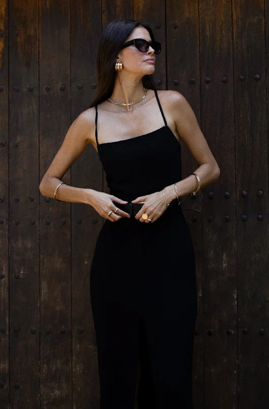 Casual Chic Clothing For Women Chic Urban Fashion Look THE GIADA APRON MIDI DRESS