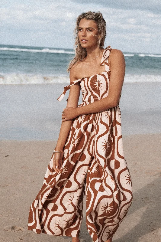 Comfortable Women's Apparel Fashionista Favorites Ginelle Jumpsuit - Tan Print