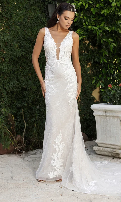 Women's Resort Apparel Modern Glamour May Queen RQ8147 - Lace Applique Sleeveless Bridal Gown Women's Resort Apparel Modern Glamour May Queen RQ8147 - Lace Applique Sleeveless Bridal Gown