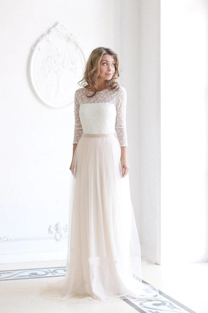 Women's Casual Attire Limited Time Scoop Neck Long Sleeve Tulle Wedding Dress With Lace Bodice V Back Wedding Gowns Women's Casual Attire Limited Time Scoop Neck Long Sleeve Tulle Wedding Dress With Lace Bodice V Back Wedding Gowns