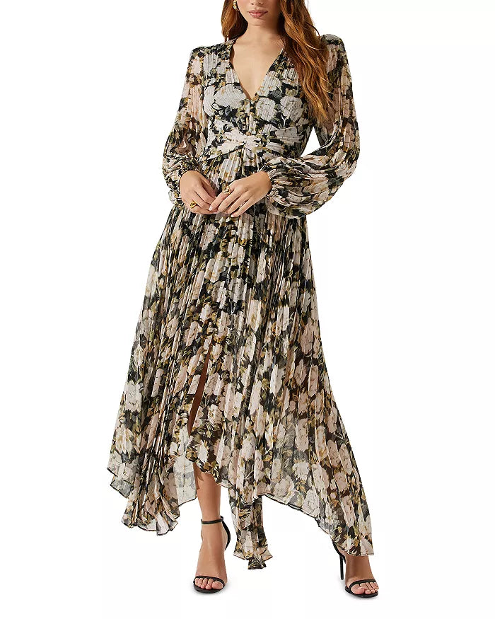 Casual Chic Women's Clothes Casual Chic Cream/Blk Floral Ayana Dress