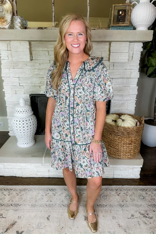 Women's Casual Wear Outfit Unbeatable Deals Hunter Green Trim Watercolor Floral Drop Waist Dress Women's Casual Wear Outfit Unbeatable Deals Hunter Green Trim Watercolor Floral Drop Waist Dress