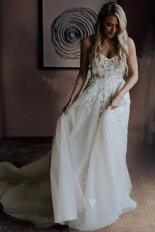 Chic Women's Outfit Fashion-Forward Strapless Beads Tulle Ivory Wedding Dresses V Neck Lace Appliques Beach Wedding Gowns