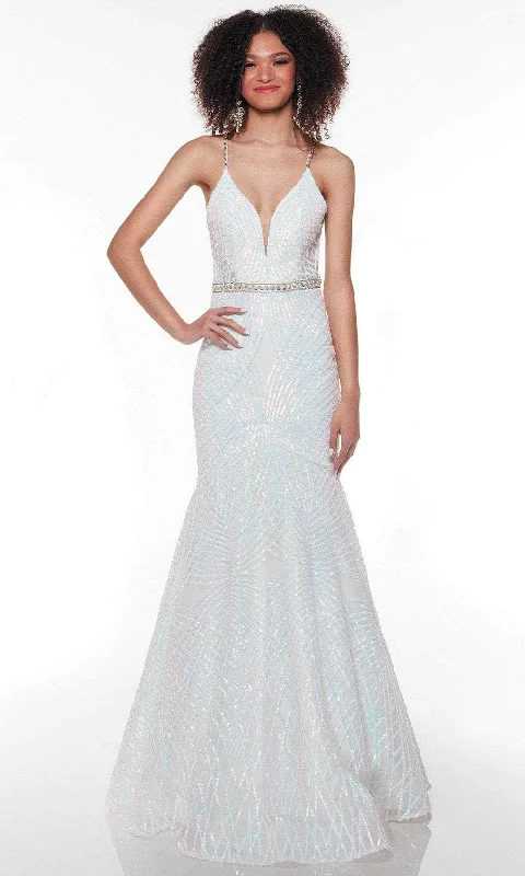 Women's Sporty Clothes Effortless Comfort Alyce Paris 61289 - Sleeveless Plunging V-neck Prom Dress Women's Sporty Clothes Effortless Comfort Alyce Paris 61289 - Sleeveless Plunging V-neck Prom Dress