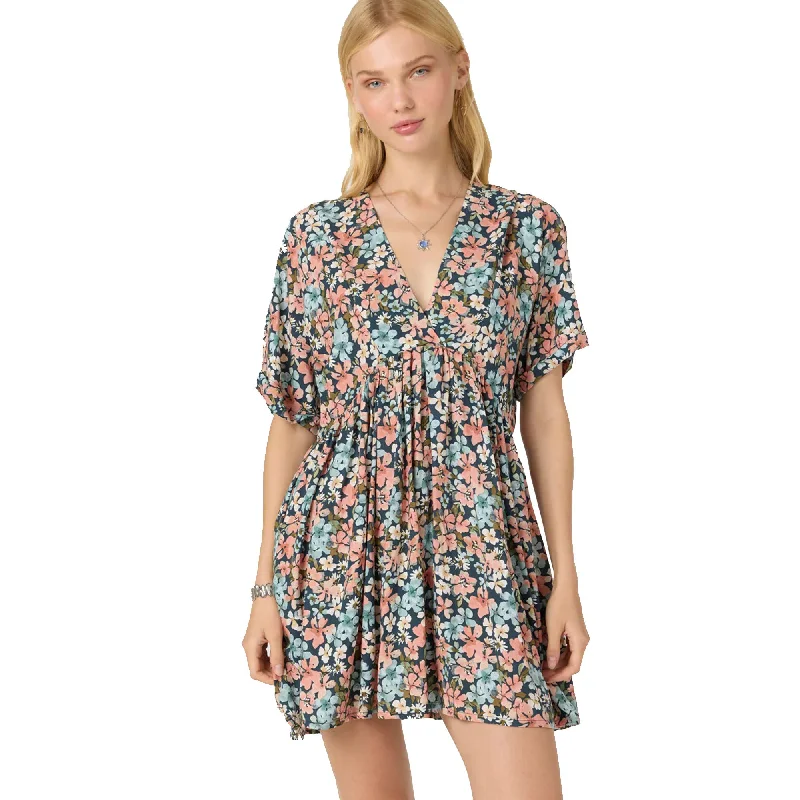 Modern Women's Outfit Browse Our Top Products O'Neill Rosemary Terrece Floral Women's Dress - Slate Modern Women's Outfit Browse Our Top Products O'Neill Rosemary Terrece Floral Women's Dress - Slate