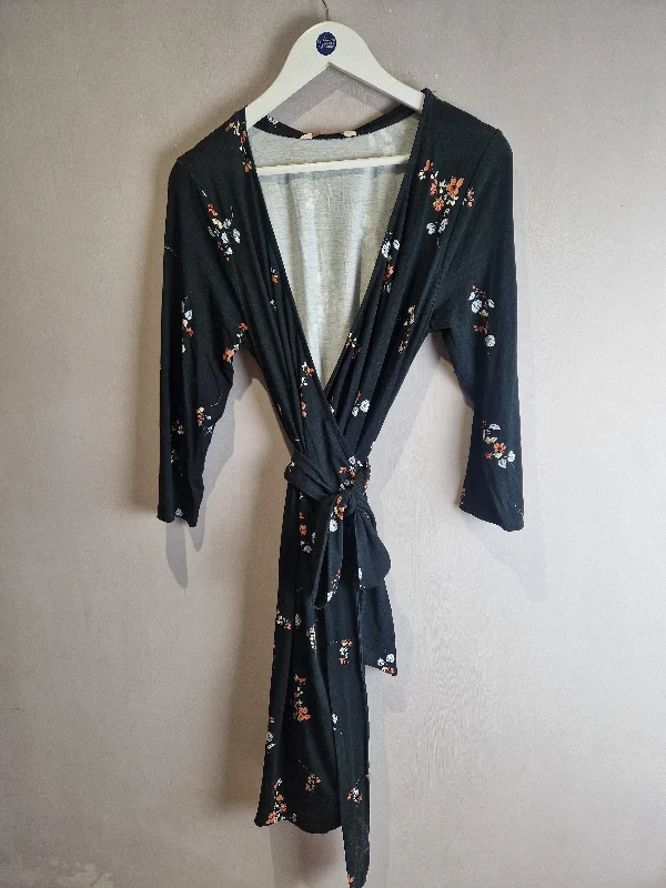 Casual Clothes For Women Clearance Event Mauvette black floral jersey wrap dress - size 16 Casual Clothes For Women Clearance Event Mauvette black floral jersey wrap dress - size 16