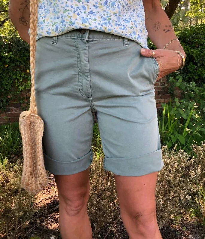 Elegant Women's Attire Budget-Friendly Fashion Khaki High Waisted Chino Shorts
