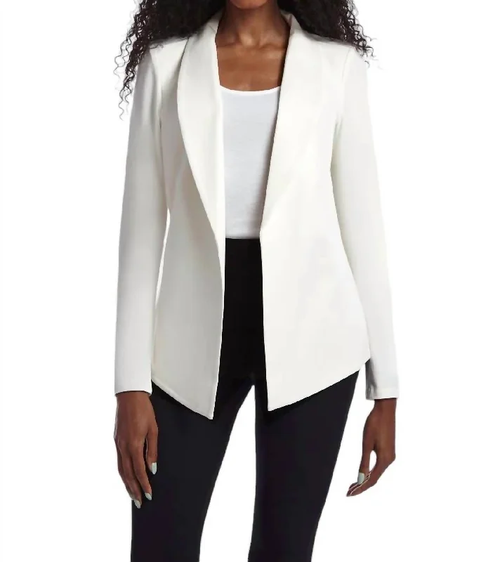 Women's Vacation Attire Urban Femme Streetwear Hartley Slim Fit Blazer In White