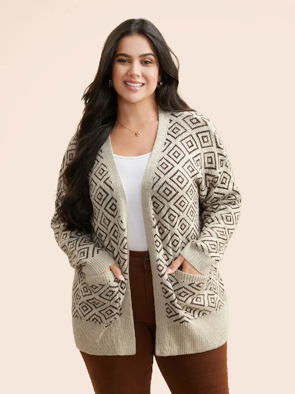 Women's Plus-Size Outfit Fashion Forward Geometric Drop Shoulder Patch Pocket Cardigan Women's Plus-Size Outfit Fashion Forward Geometric Drop Shoulder Patch Pocket Cardigan