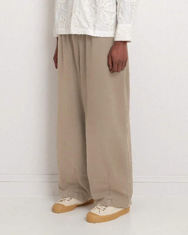 Women's High-Fashion Apparel Hot Trends Geo Joggers - Oak