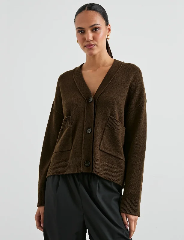 Women's Weekend Outfit Stylish Statements Lindi Sweater, Dark Moss