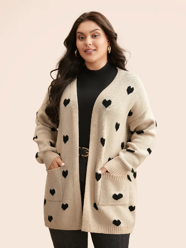 Women's Chic Apparel Graceful Cut Heart-shaped Pattern Patch Pocket Cardigan