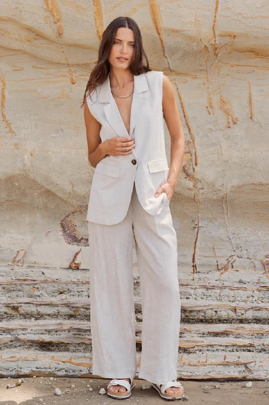 Affordable Luxury Women's Apparel Rustic Countryside Charm Look Vancouver Natural Linen Viscose Longline Vest Affordable Luxury Women's Apparel Rustic Countryside Charm Look Vancouver Natural Linen Viscose Longline Vest