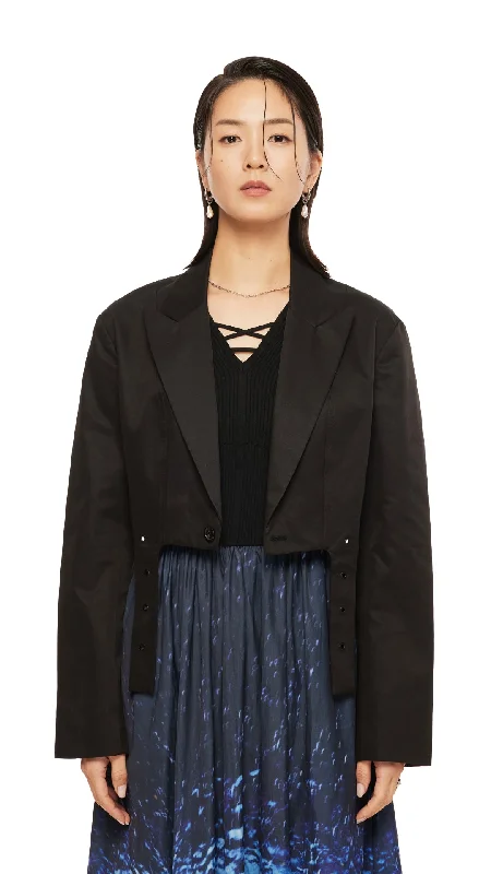 Women's Trendy Apparel Classic Charm Cropped Blazer