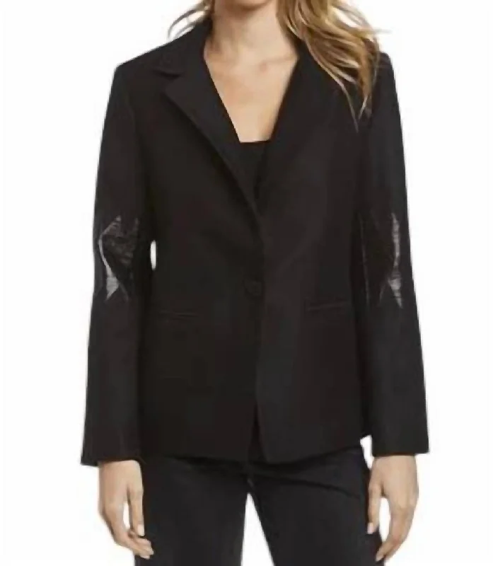 Women's Cozy Winter Attire Relaxed Style Demi Jacket In Black